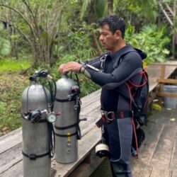 Cenote Diving