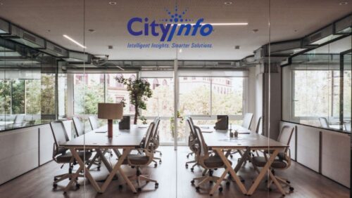 Traditional Brokers vs. Commercial Property Portals Which Is Better for Your Business Traditional Brokers vs. Commercial Property Portals Which Is Better for Your Business