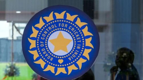 BCCI ने मेन्स सेंट्रल कॉन्ट्रैक्ट का किया ऐलान, इन क्रिकेटरों को मिला मौका BCCI ने मेन्स सेंट्रल कॉन्ट्रैक्ट का किया ऐलान, इन क्रिकेटरों को मिला मौका