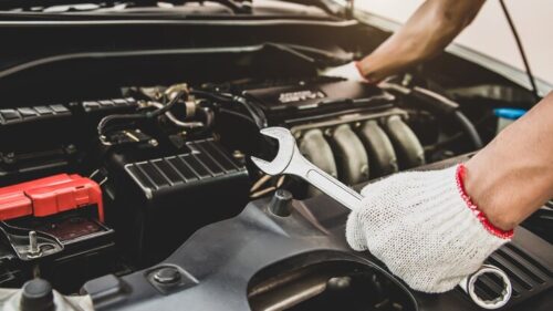 close-up-hands-auto-mechanic-using-wrench-maintenance-car-engine_101448-2193 close-up-hands-auto-mechanic-using-wrench-maintenance-car-engine_101448-2193