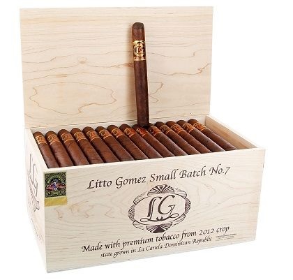 LA FLOR DOMINICANA LITTO GOMEZ DIEZ SMALL BATCH LA FLOR DOMINICANA LITTO GOMEZ DIEZ SMALL BATCH