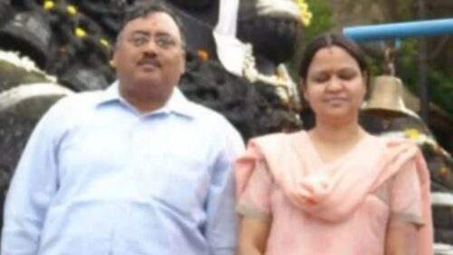 के पूर्व डीजीपी ओम प्रकाश के मौत की नहीं सुलझ रही गुत्थी! पत्नी ने लगाए गंभीर आरोप के पूर्व डीजीपी ओम प्रकाश के मौत की नहीं सुलझ रही गुत्थी! पत्नी ने लगाए गंभीर आरोप