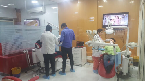 Ratra Dental Clinic no 2 Shop No 203 Krishna Apra Plaza 204 near Metro Station Rd Sector 18 Noida Uttar Pradesh 201301 Ratra Dental Clinic no 2 Shop No 203 Krishna Apra Plaza 204 near Metro Station Rd Sector 18 Noida Uttar Pradesh 201301