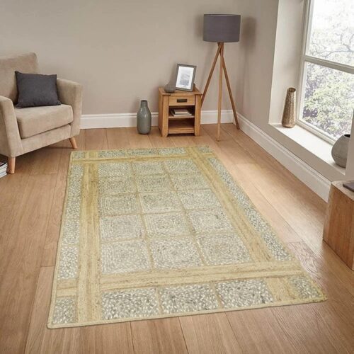8x10 feet rugs (1) 8x10 feet rugs (1)