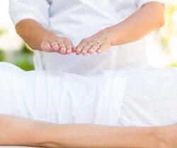 reiki-hands-487485268