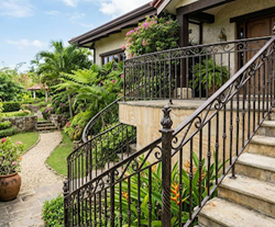 custom-iron-railings-safety-style