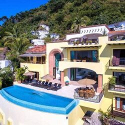 Villas Rentals in Santa Cruz