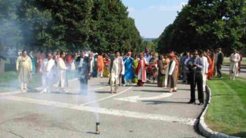 Do Indian Wedding DJs in Pennsylvania Offer MC Services, Uplighting, and Baraat Sound Systems Do Indian Wedding DJs in Pennsylvania Offer MC Services, Uplighting, and Baraat Sound Systems