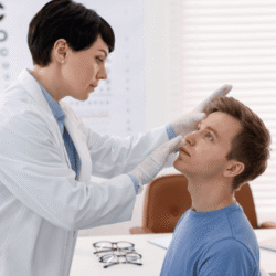 Ophthalmologist (6) (1)