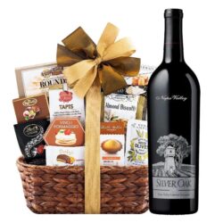 silver-oak-napa-valley-gift-basket 2-700x700
